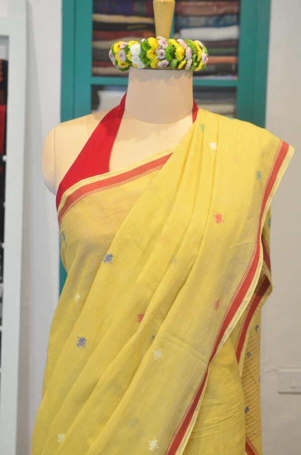 Hand spun and Handwoven light yellow soft cotton saree - Image 5