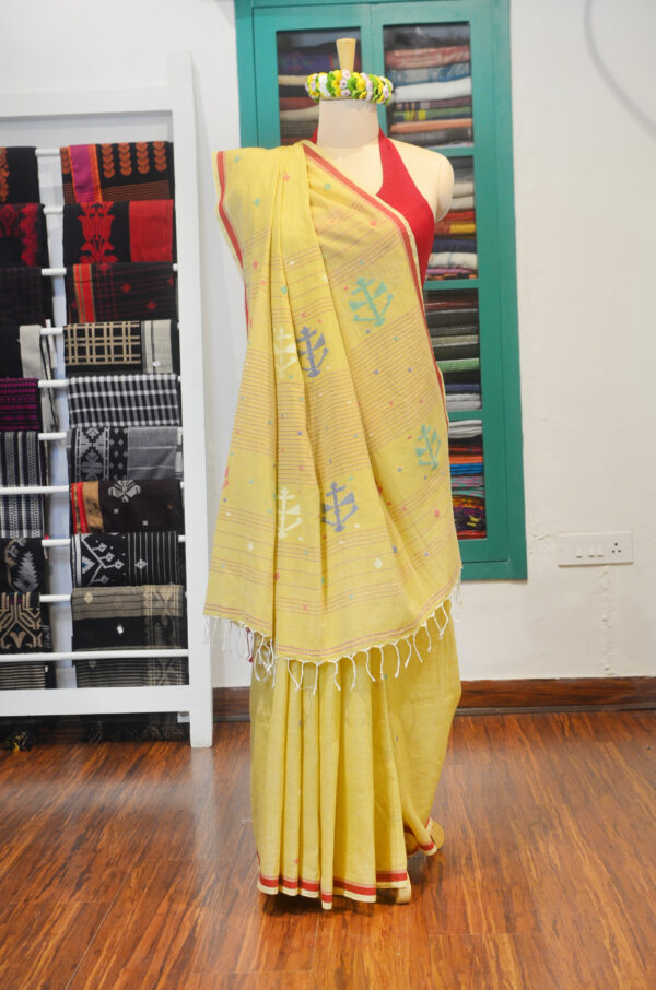 Hand spun and Handwoven light yellow soft cotton saree - Image 7