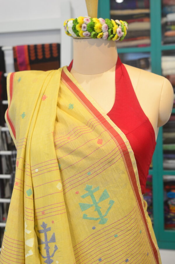 Hand spun and Handwoven light yellow soft cotton saree - Image 8