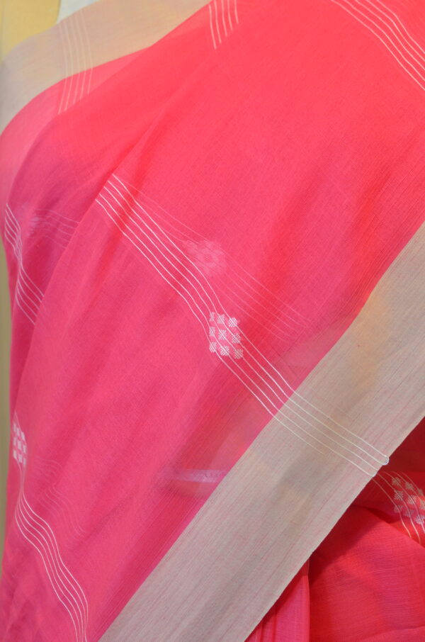 Pink soft cotton saree with white border white butis - Image 7
