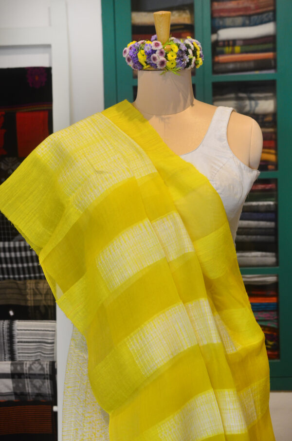 Shibori pure Matka silk Lemon yellow and white - Image 9