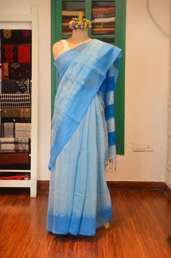 Shibori pure Matka silk Light blue and white tie and dye shibori