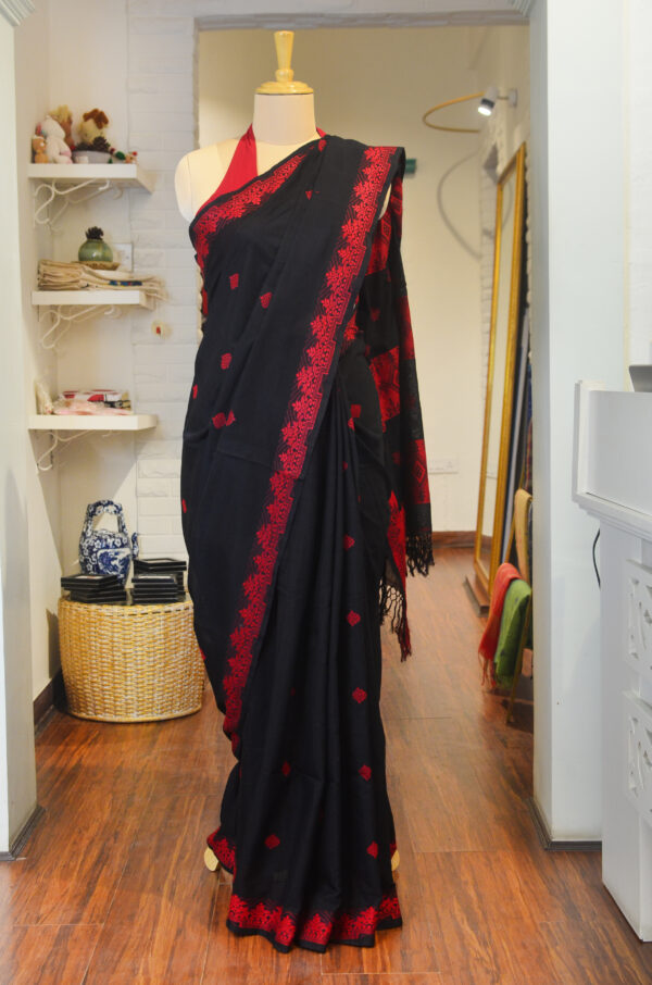 Black and Red cotton saree with red Naksha paar work and motifs all over - Image 8