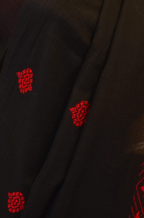 Black and Red cotton saree with red Naksha paar work and motifs all over - Image 5