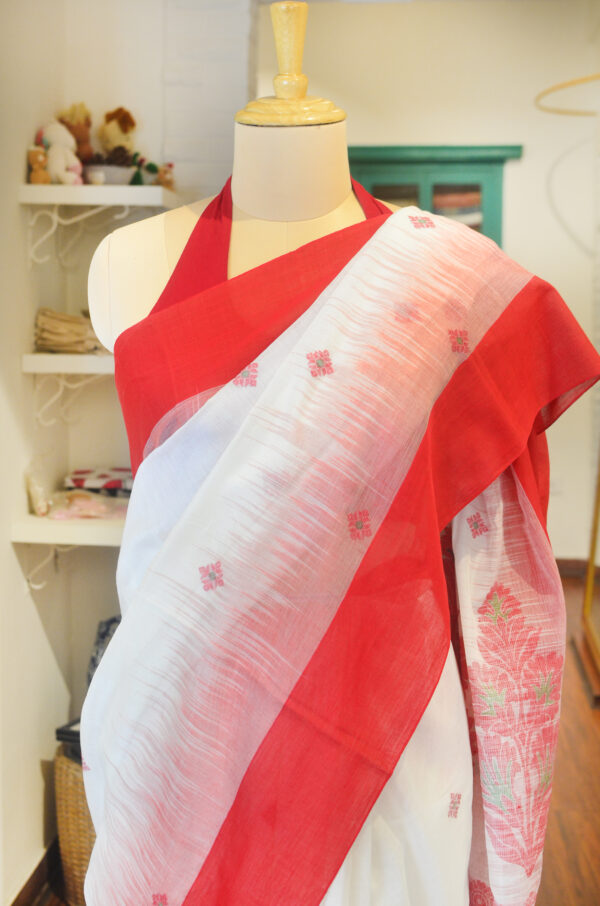 White and Red soft cotton saree - Image 6