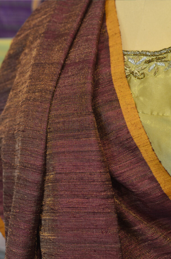 Handspun Handwoven Coffee brown Mutka Silk Saree - Image 4