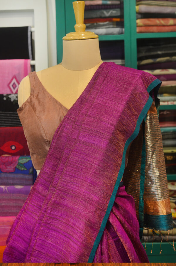 Handspun Handwoven Pink Mutka Silk Saree - Image 4