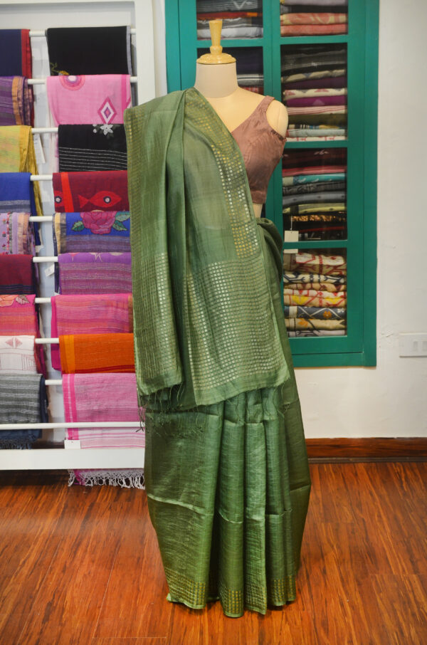 Handspun Handwoven Green Mulberry Silk Saree - Image 7