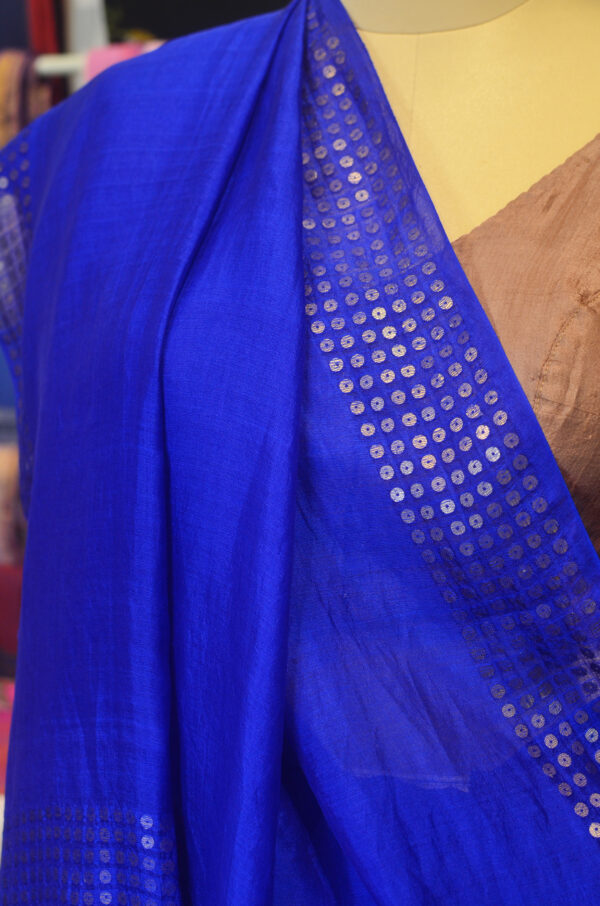 Handspun Handwoven Royal blue Mulberry Silk Saree - Image 4