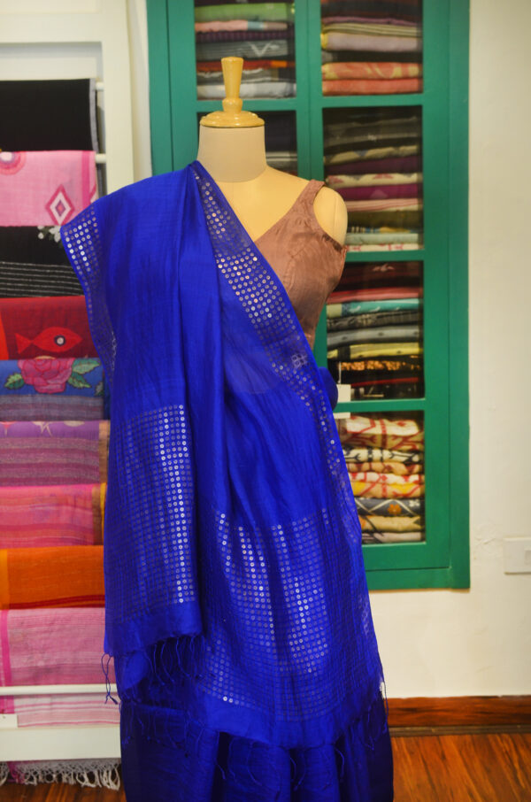 Handspun Handwoven Royal blue Mulberry Silk Saree - Image 8